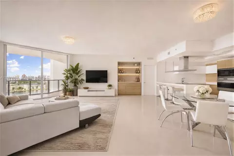 17301 Biscayne Blvd #1704, North Miami Beach, FL 33160