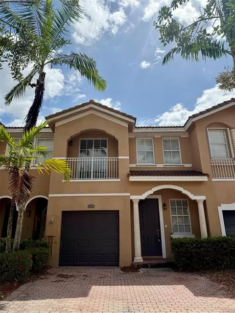 1435 SE 25th Ave, Homestead, FL 33035