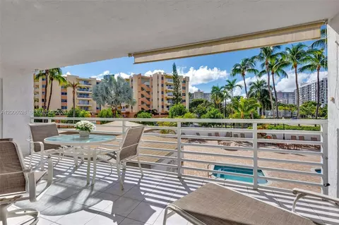 17801 N Bay Rd #210, Sunny Isles Beach, FL 33160