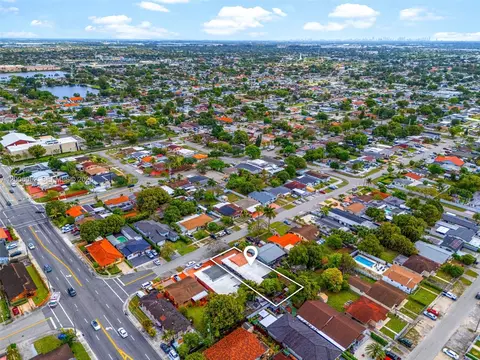 View/Area - 766 W 36th St, Hialeah, FL 33012 photo 7 of 9