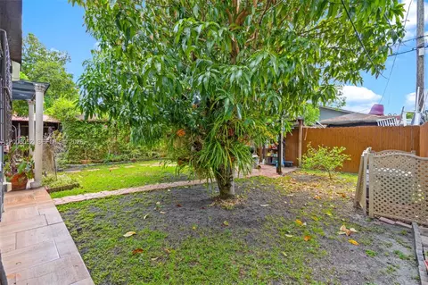 Exterior - 766 W 36th St, Hialeah, FL 33012 photo 15 of 17