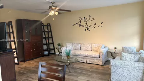 1044 Harwood D #D, Deerfield Beach, FL 33442