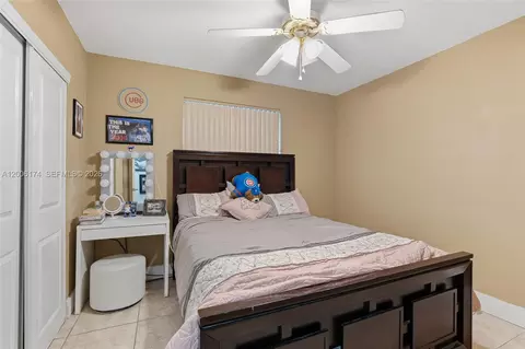 Bedroom - 1132 W 71st St, Hialeah, FL 33014 photo 2 of 2