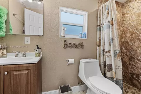 Other - 1132 W 71st St, Hialeah, FL 33014 photo 8 of 14