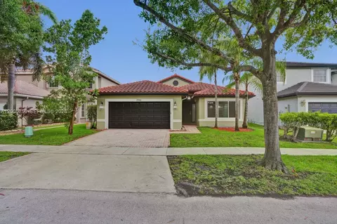 17961 SW 27th St, Miramar, FL 33029