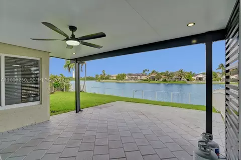 17961 SW 27th St, Miramar, FL 33029