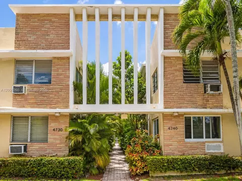 4740 Pine Tree Dr #20, Miami Beach, FL 33140