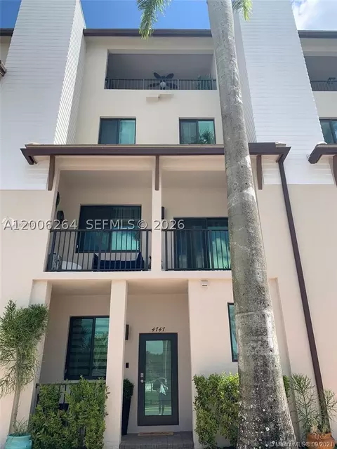 4747 NW 85th Ave, Doral, FL 33166