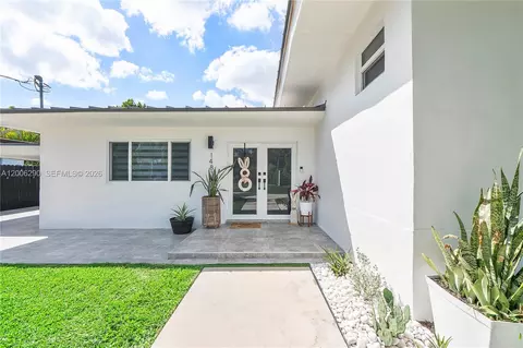 Other - 14830 N Spur Dr, Miami, FL 33161 photo 27 of 28