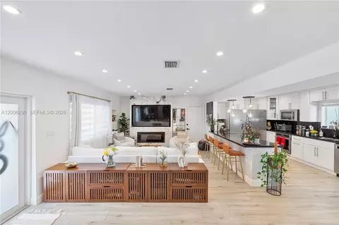Other - 14830 N Spur Dr, Miami, FL 33161 photo 2 of 28
