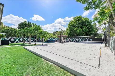 Exterior - 14830 N Spur Dr, Miami, FL 33161 photo 6 of 26
