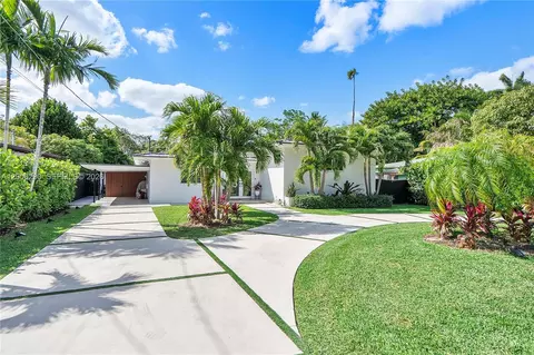 Exterior - 14830 N Spur Dr, Miami, FL 33161 photo 22 of 26