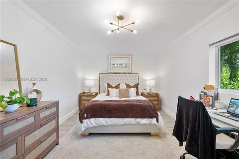 Bedroom - 14830 N Spur Dr, Miami, FL 33161 photo 2 of 5