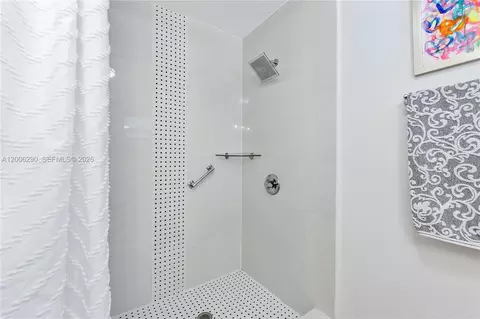 Bath - 14830 N Spur Dr, Miami, FL 33161 photo 4 of 5