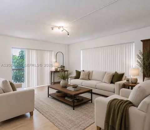 4174 Inverrary Dr #202, Lauderhill, FL 33319