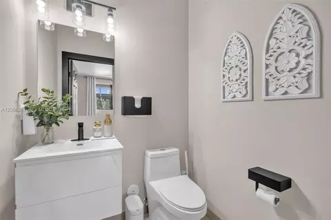 Other - 3525 W 94th St, Hialeah, FL 33018 photo 17 of 35