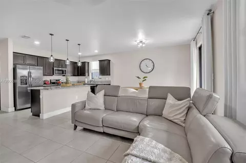 Other - 3525 W 94th St, Hialeah, FL 33018 photo 3 of 35