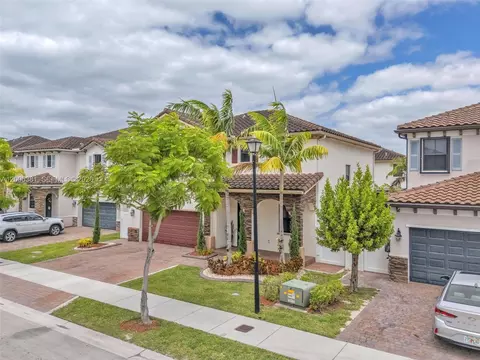 View/Area - 3525 W 94th St, Hialeah, FL 33018 photo 1 of 12