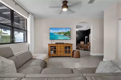 Living - 3525 W 94th St, Hialeah, FL 33018 photo 4 of 5