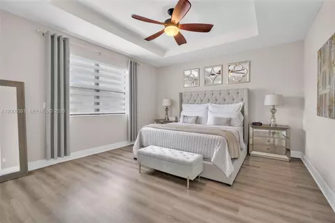 Bedroom - 3525 W 94th St, Hialeah, FL 33018 photo 1 of 5