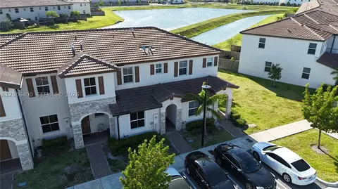 12306 NW 23rd Ct #12306, Miami, FL 33167