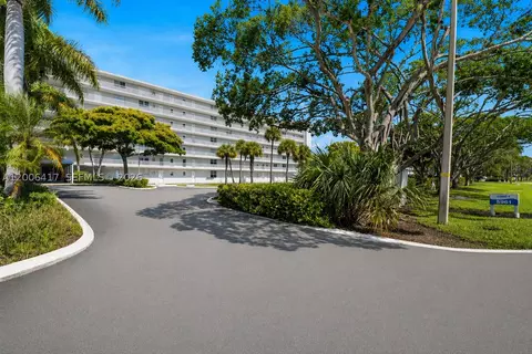 5961 NW 2nd Ave # 403, Boca Raton, FL 33487
