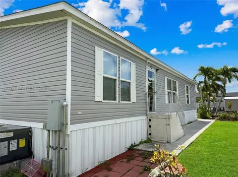 28501 SW 152 Ave, Homestead, FL 33033