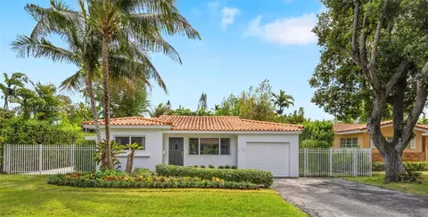 5750 SW 52nd Ter, Miami, FL 33155