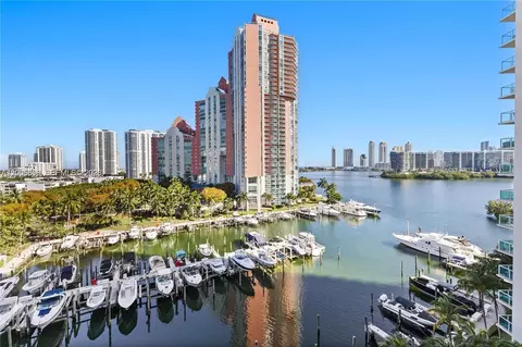 3340 NE 190th St #403, Aventura, FL 33180