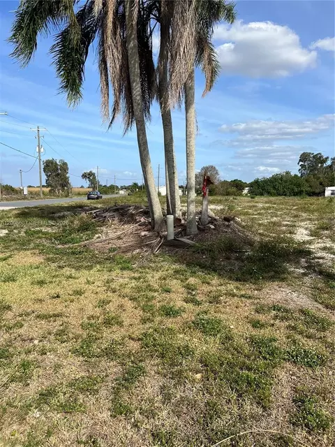 1510 River Rd, Moore Haven, FL 33873 photo 3