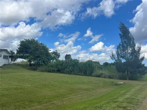 1510 River Rd, Moore Haven, FL 33873 photo 2