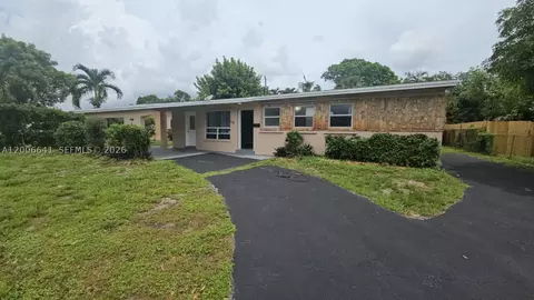 1118 NW 43rd Ter, Lauderhill, FL 33313