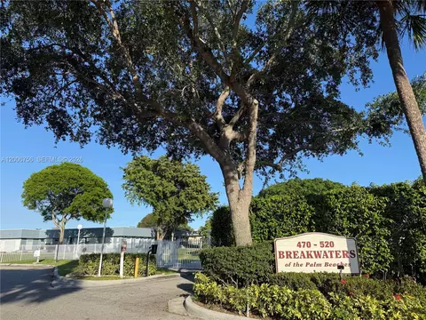 500 Executive Center Dr #1J, West Palm Beach, FL 33401