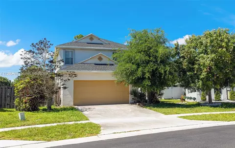 6140 Azalea Cir, West Palm Beach, FL 33415