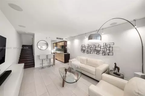 2130 Park Ave #3, Miami Beach, FL 33139