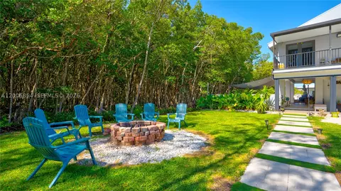 Exterior - 34 Atlantic Dr, Key Largo, FL 33037 photo 8 of 14
