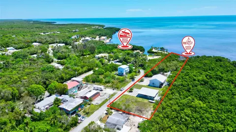 34 Atlantic Dr, Key Largo, FL 33037