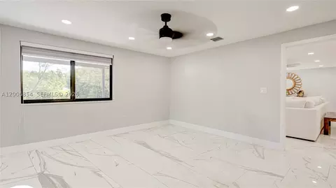 Bedroom - 34 Atlantic Dr, Key Largo, FL 33037 photo 3 of 9