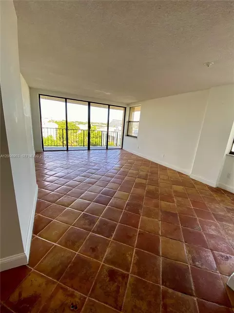 1470 NE 123rd St #A701, North Miami, FL 33161