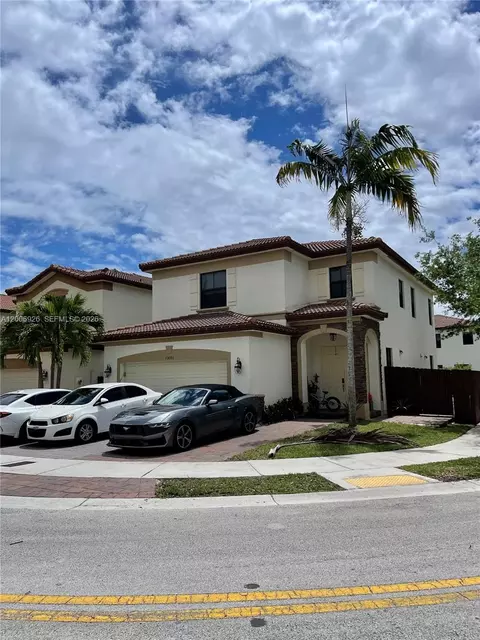 10086 NW 89th Ter, Doral, FL 33178