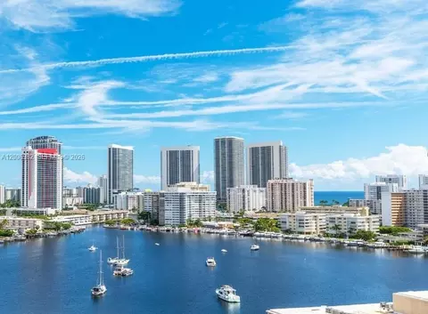 427 Golden Isles Dr #7J, Hallandale Beach, FL 33009