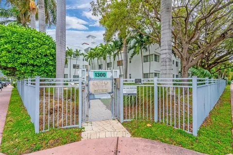 1300 Pennsylvania Ave #209, Miami Beach, FL 33139