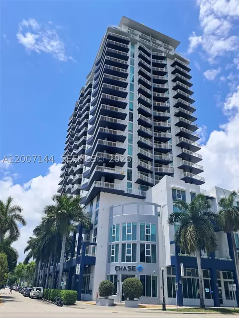 275 NE 18th St #1704, Miami, FL 33132