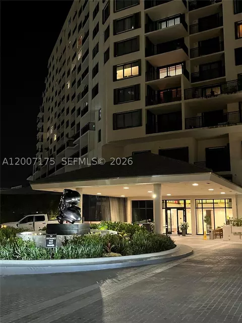 540 Brickell Key Dr #1809, Miami, FL 33131