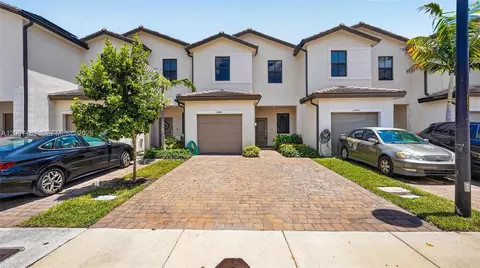 23441 SW 129th Ave, Homestead, FL 33032