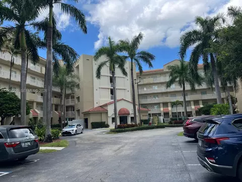 10720 NW 66th St #206, Doral, FL 33178