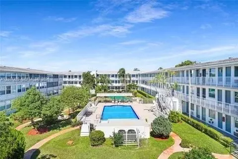 15610 NE 6th Ave #18C, Miami, FL 33162