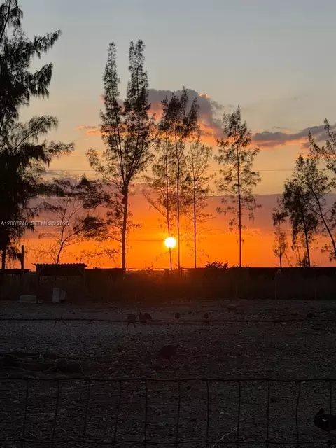 14370 SW 208 Ave, Miami, FL 33196