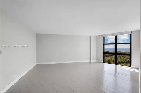 Living - Undisclosed, Key Biscayne, FL 33149 photo 4 of 4