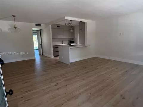 13155 SW 7th Ct #204E, Pembroke Pines, FL 33027